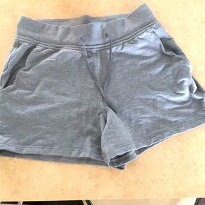Lululemon size 6 gray shorts